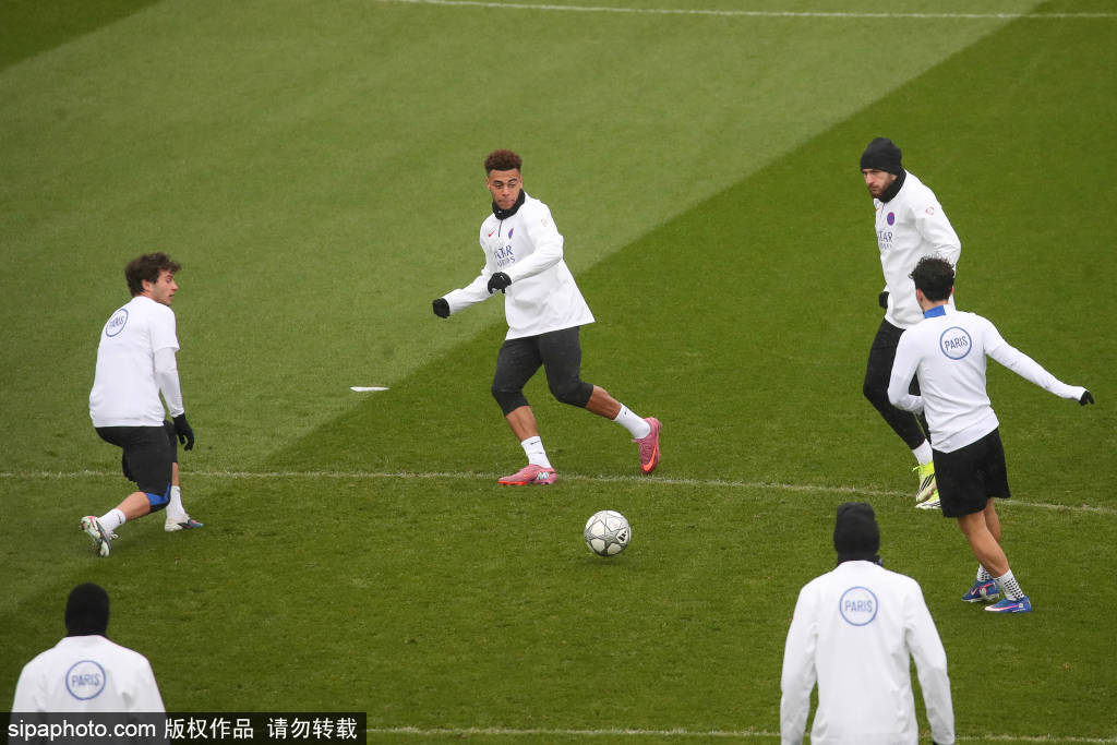 法甲巅峰对决：巴黎圣日耳曼vs马赛数据前瞻与战术解析